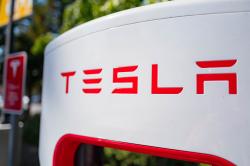 Thumbnail for Tesla hits $1 trillion market cap after Hertz says it will buy 100K cars